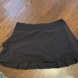 Black Lululemon Skort with pleats in back